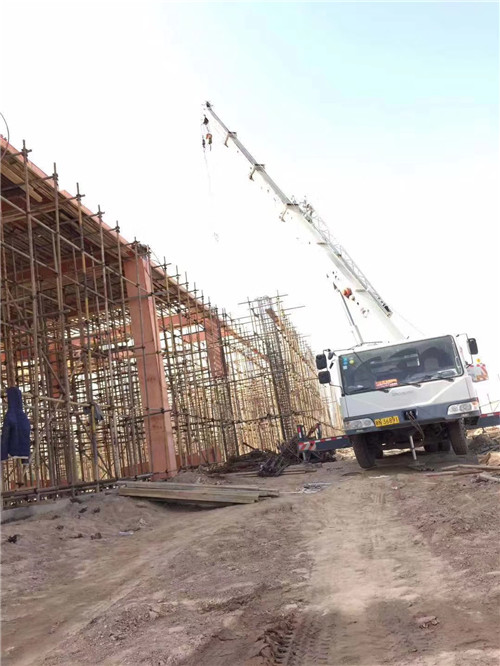 垦利区吊车作业的安全注意事项有哪些？